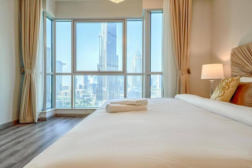 شقة Magnificent Luxury 3Br With Amazing Burj & Fountain View دبي المظهر الخارجي الصورة