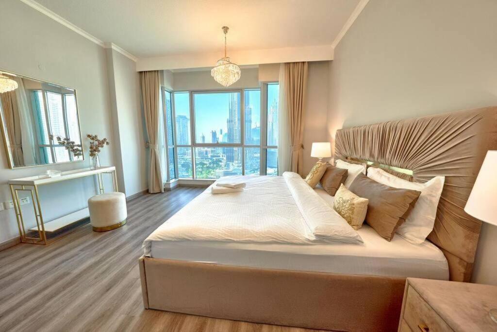 شقة Magnificent Luxury 3Br With Amazing Burj & Fountain View دبي المظهر الخارجي الصورة