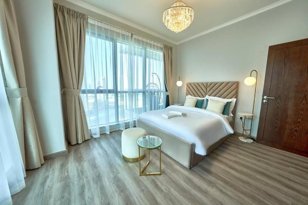 شقة Magnificent Luxury 3Br With Amazing Burj & Fountain View دبي المظهر الخارجي الصورة