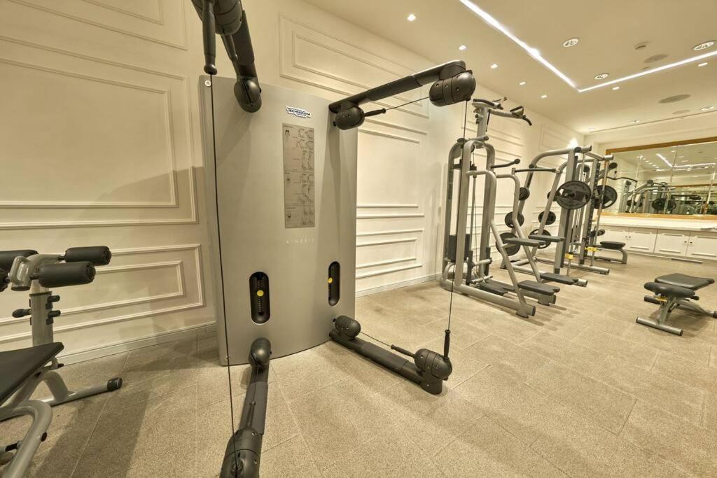 شقة Magnificent Luxury 3Br With Amazing Burj & Fountain View دبي المظهر الخارجي الصورة