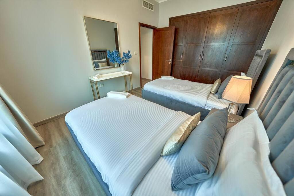 شقة Magnificent Luxury 3Br With Amazing Burj & Fountain View دبي المظهر الخارجي الصورة